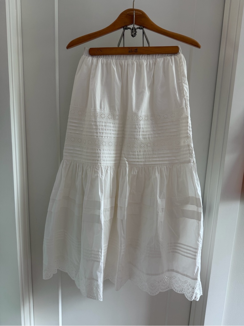 Le Lis White Tiered Eyelet Maxi Skirt